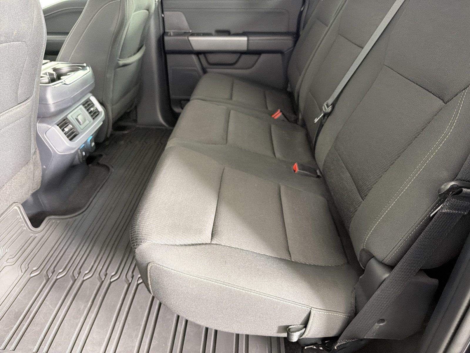 2025 Ford F-150 XLT - Photo 18
