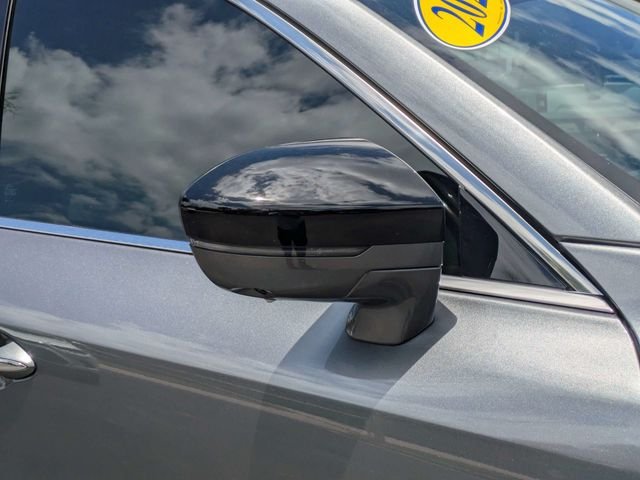 Used 2025 Gray INFINITI LUXE image 10