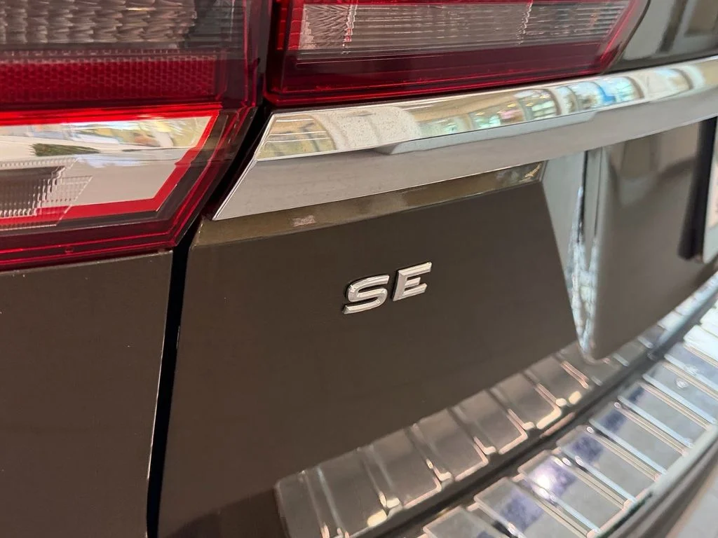 Used 2019 Brown Volkswagen 3.6L V6 SE image 12