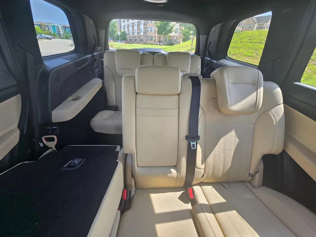 Used 2017  Mercedes-Benz GLS 450 image 11