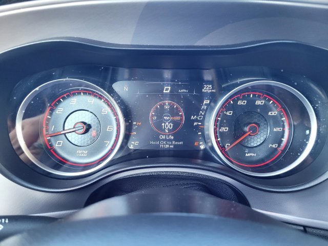 Used 2023 White Dodge SXT image 22