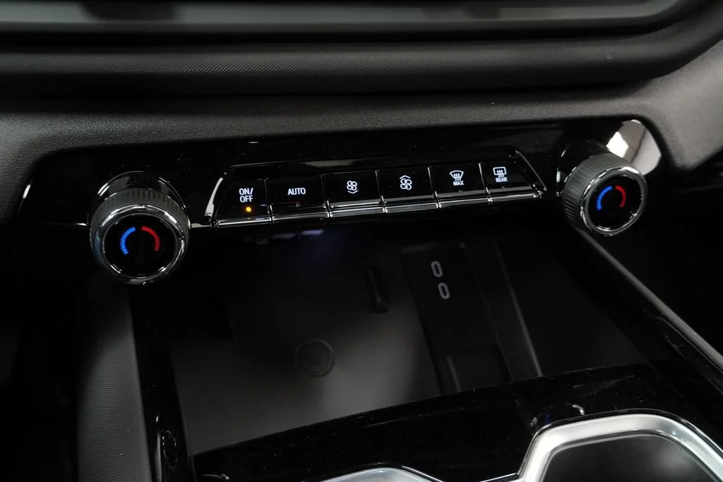 2026 Chevrolet Silverado EV LT - Photo 18