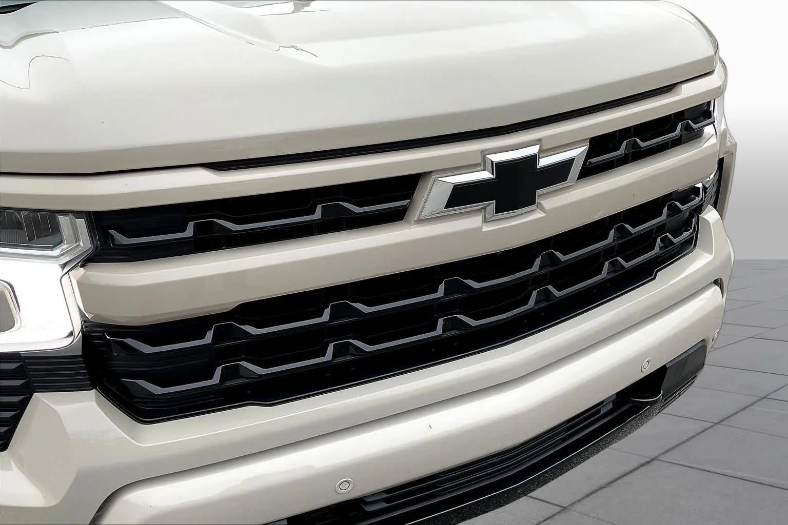 Used 2026 White Sands Chevrolet RST image 30