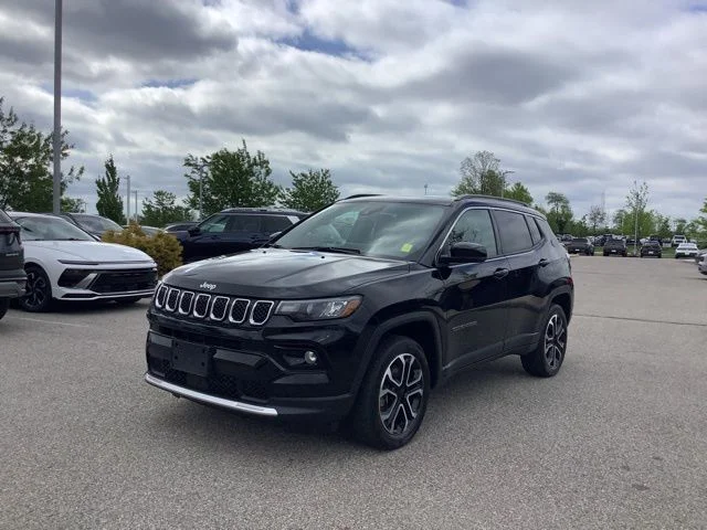 2023 Jeep Compass Limited 4X4's photo