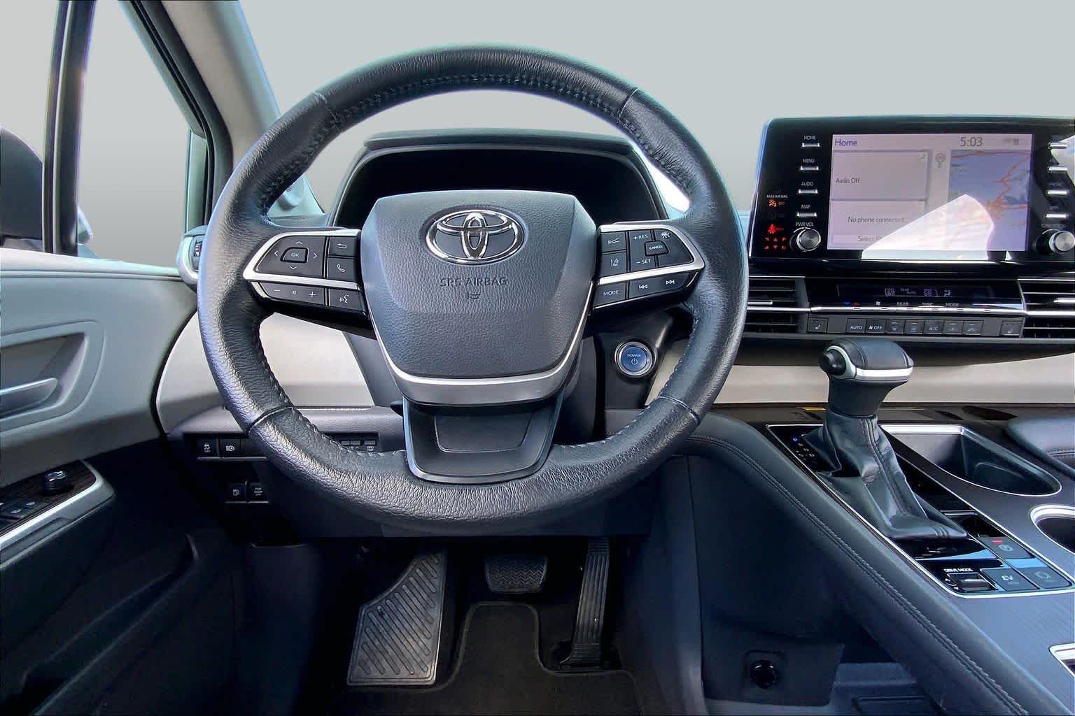 Used 2021 Blizzard Pearl Toyota XLE image 6