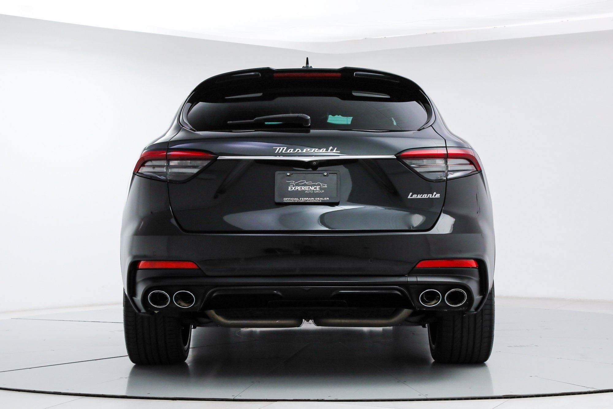 Used 2022 Black Maserati Modena S image 4