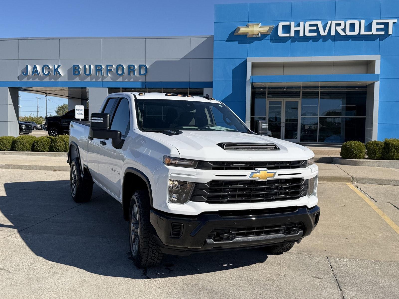 2026 Chevrolet Silverado 2500HD Custom
