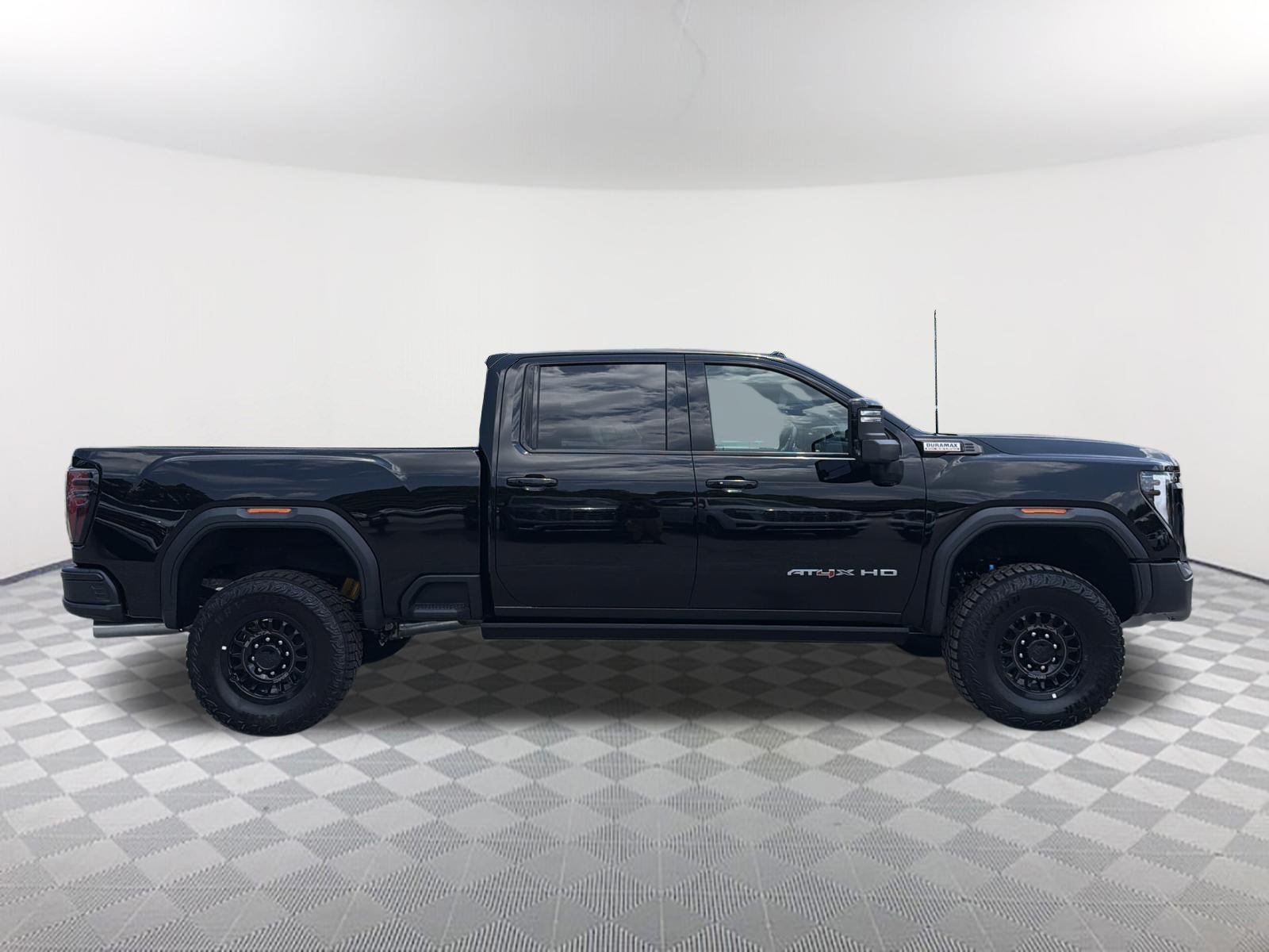 2026 GMC Sierra 2500HD AT4X - Photo 6