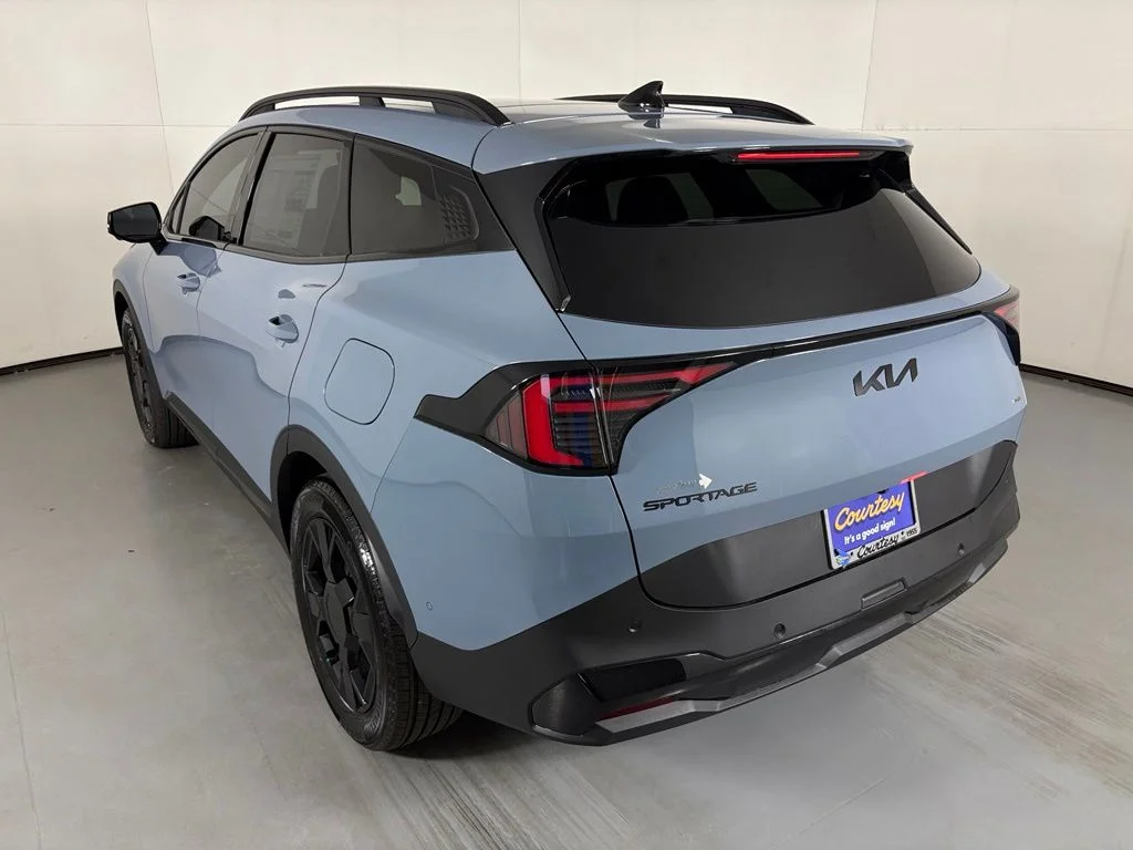 New 2027 Heritage Blue Kia X-Line Prestige image 6