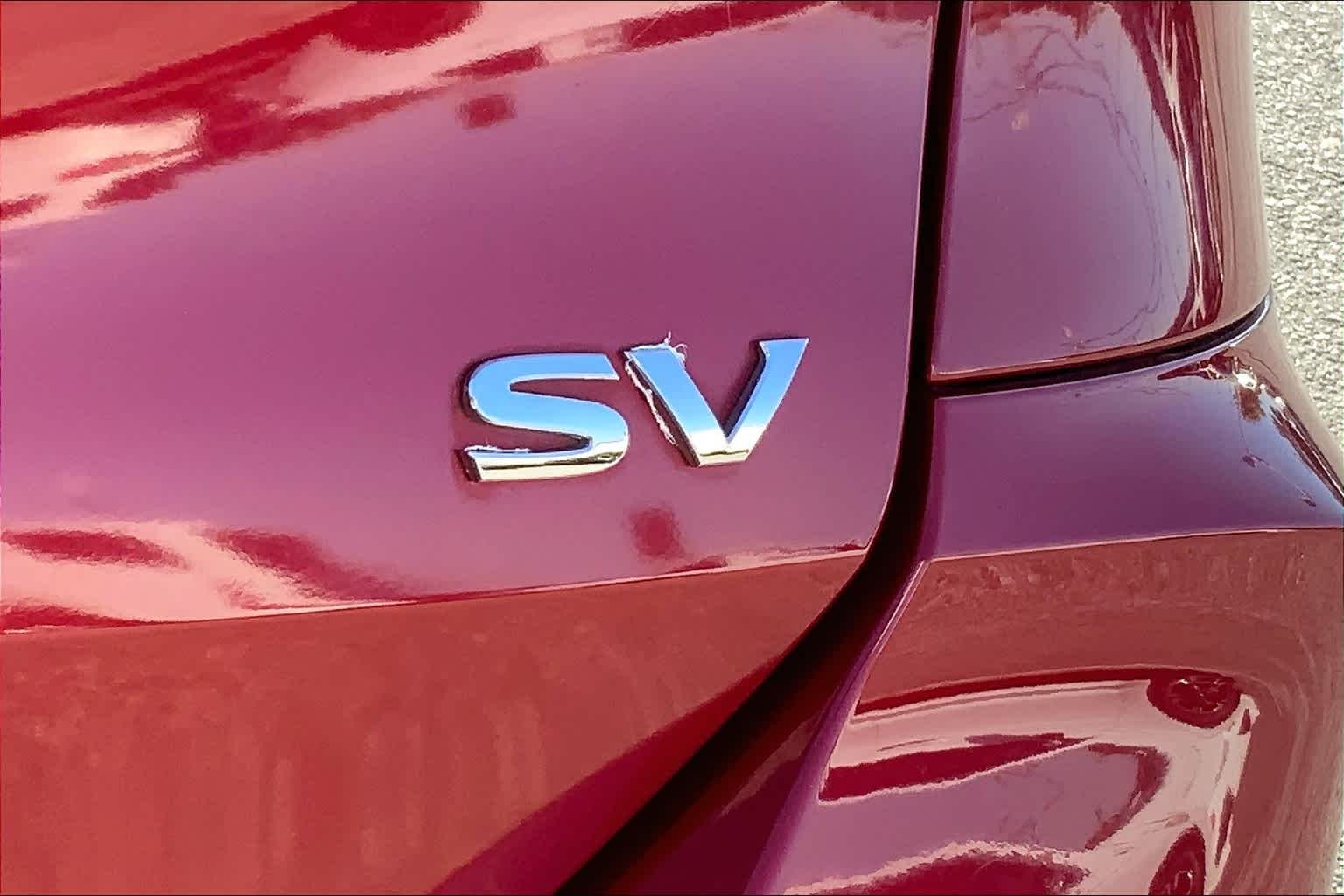 Used 2017 Palatial Ruby Nissan SV image 10