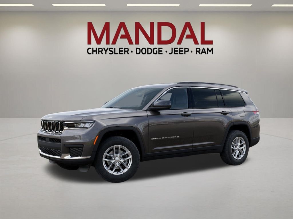 New 2026 Baltic Gray Metallic Clear-Coat Exterior Paint Jeep Laredo X image 2