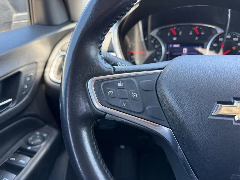 Used 2019 MOSAIC BLACK METALLIC Chevrolet LT image 11