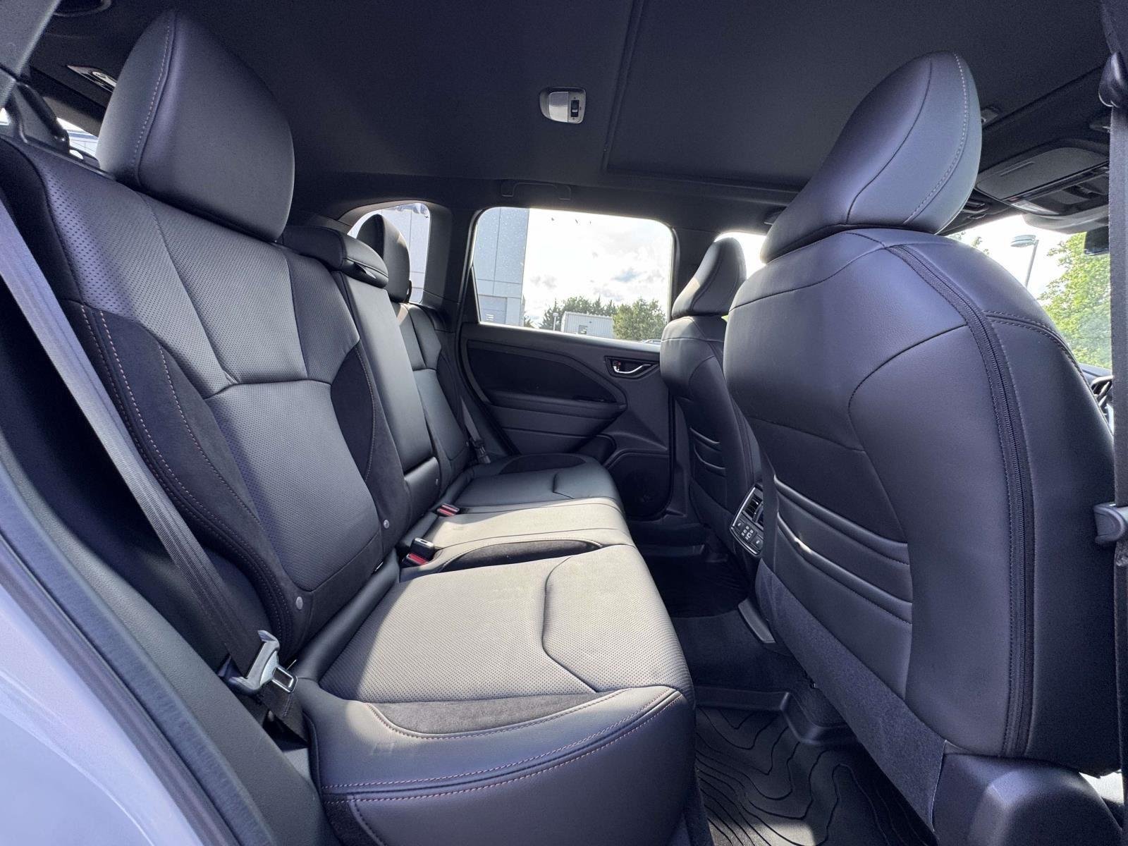 Used 2026 Crystal White Pearl Subaru Touring image 11