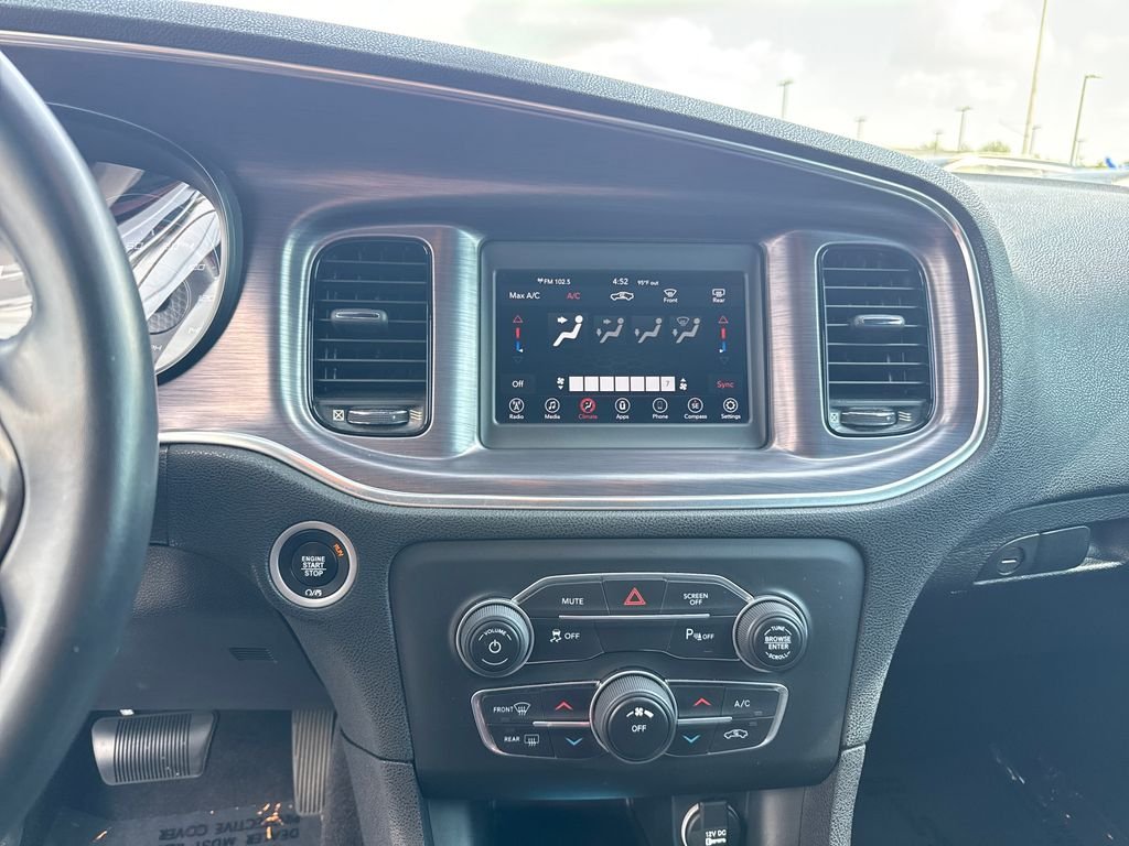 Used 2018 Red Dodge SXT image 18