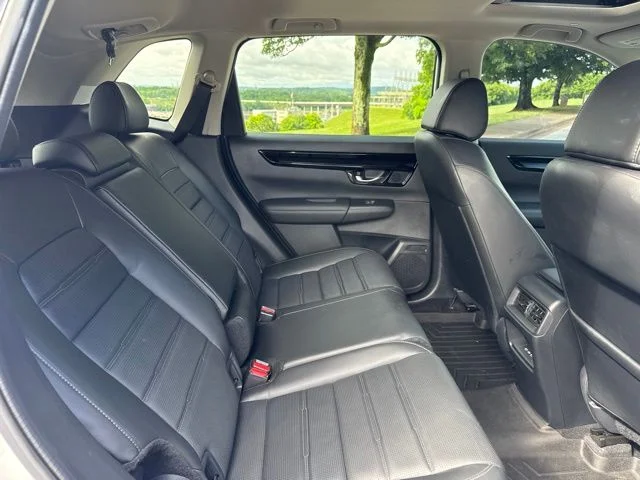 Used 2025 White Honda EX-L image 12