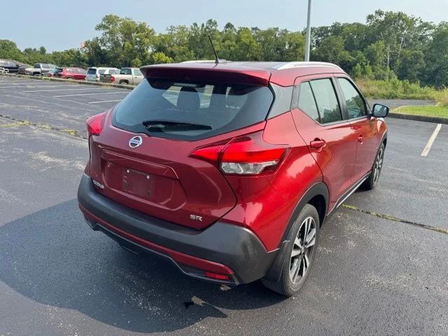 Used 2019 Red Nissan SR image 3