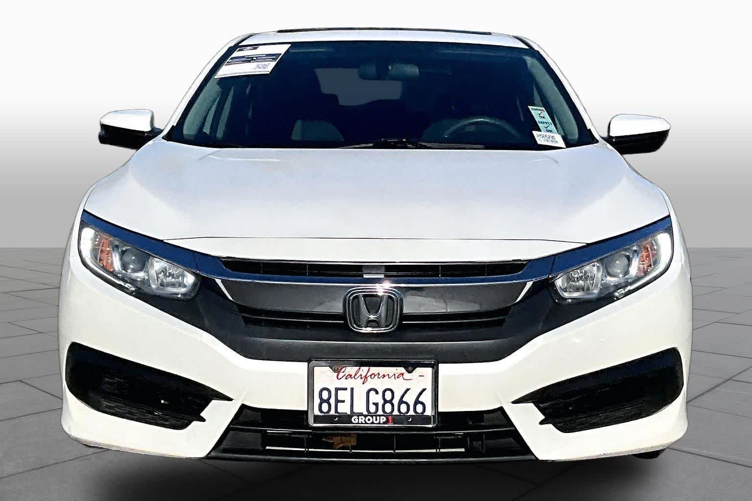 Used 2018 WHITE ORCHID PEARL Honda EX image 3