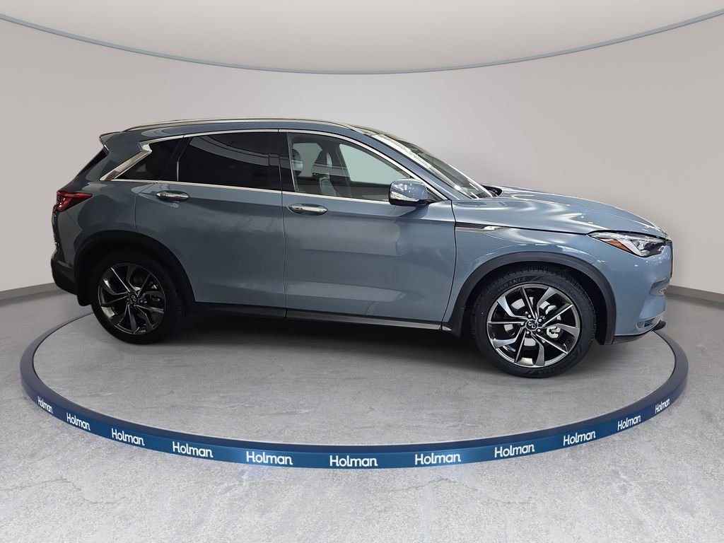 Used 2022 Gray INFINITI Autograph image 5