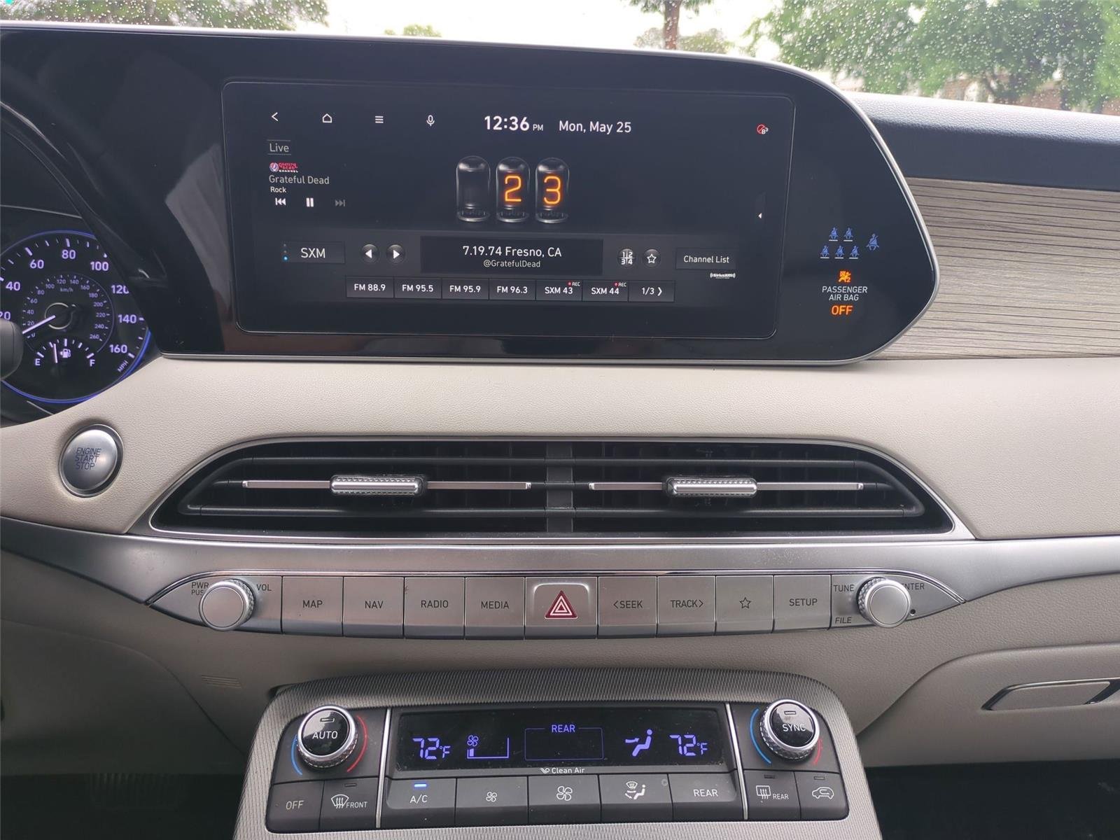 Used 2022 Abyss Black Pearl Hyundai SEL image 24