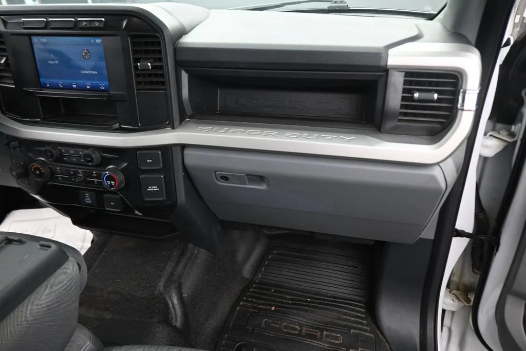 Used 2023 White Ford XL image 42