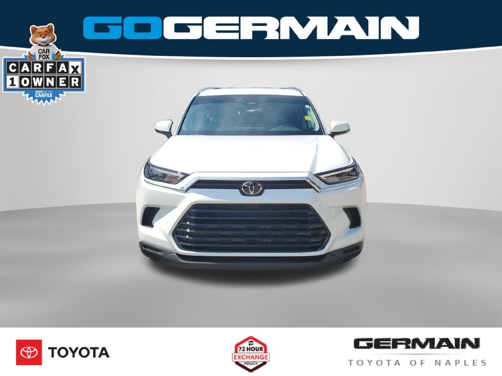 Used 2026 Beige Toyota XLE image 3