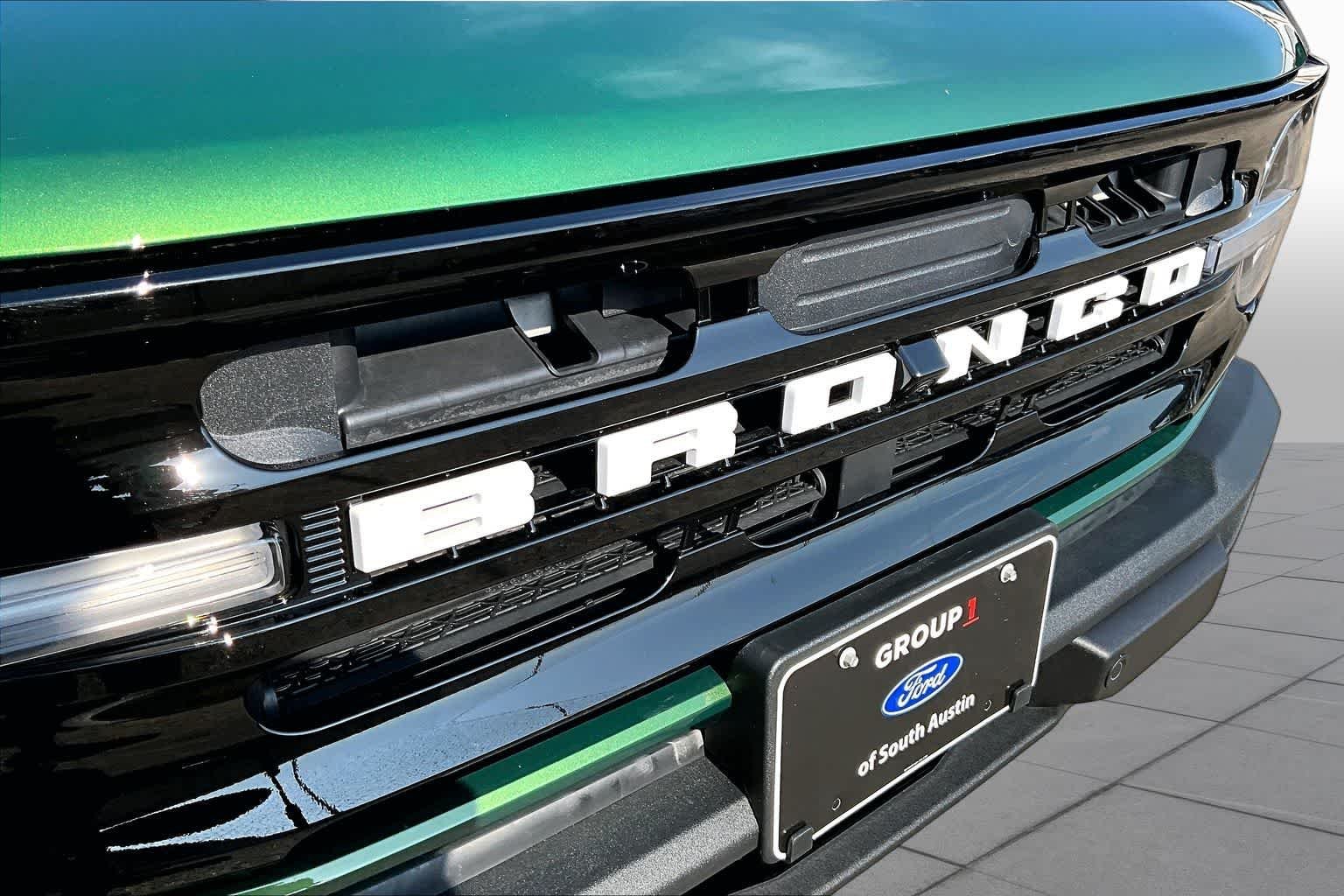 Used 2025 Eruption Green Metallic Ford Outer Banks image 30