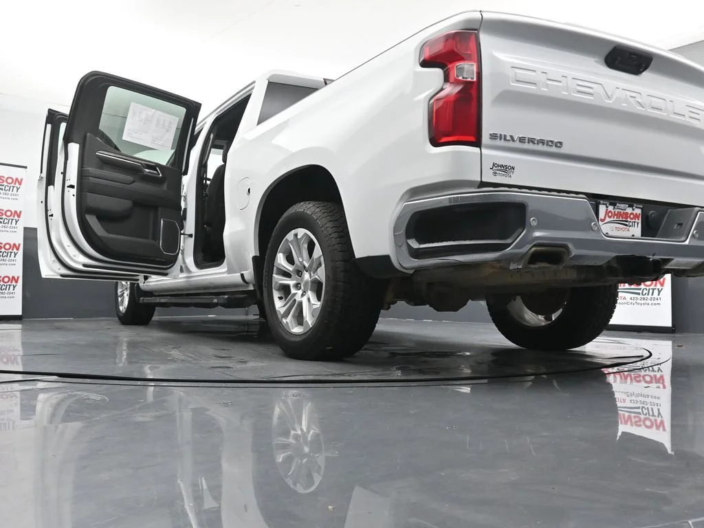 Used 2023 White Chevrolet LTZ image 46