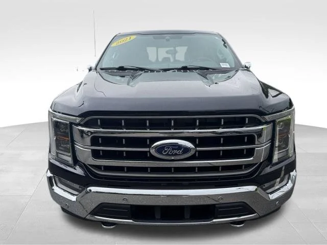 Used 2021 Blue Ford Lariat image 2