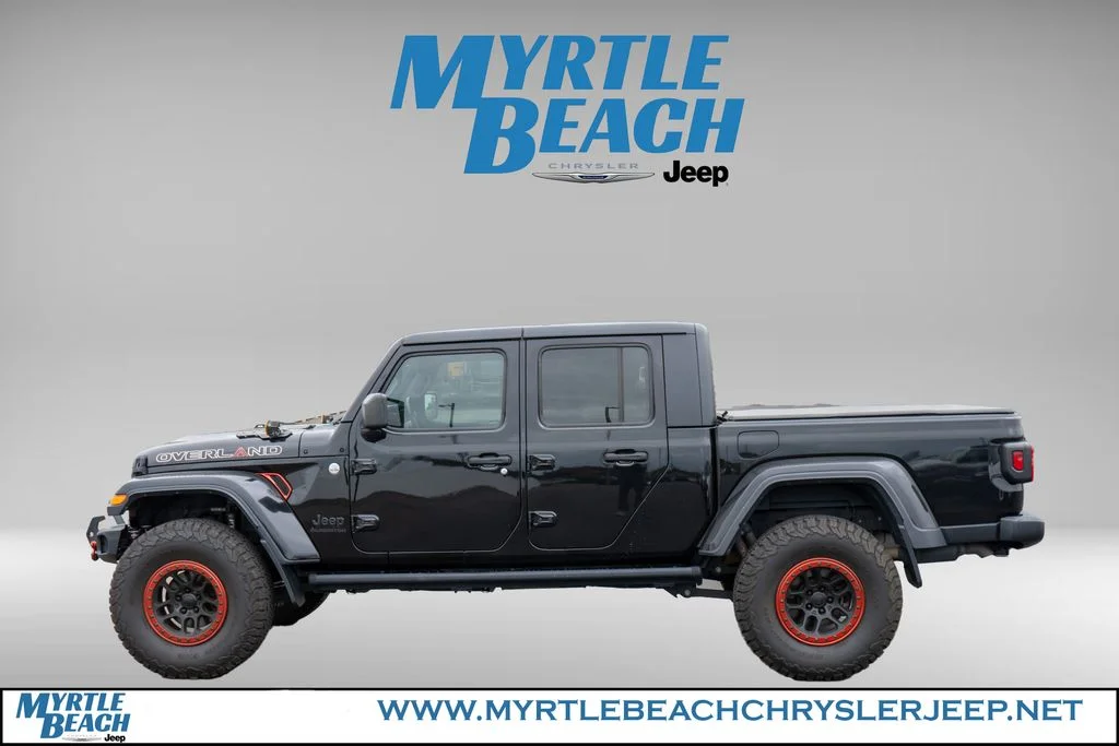 Used 2021 Black Clearcoat Jeep Sport image 3