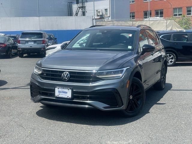 2024 Volkswagen Tiguan SE R-LINE BLACK