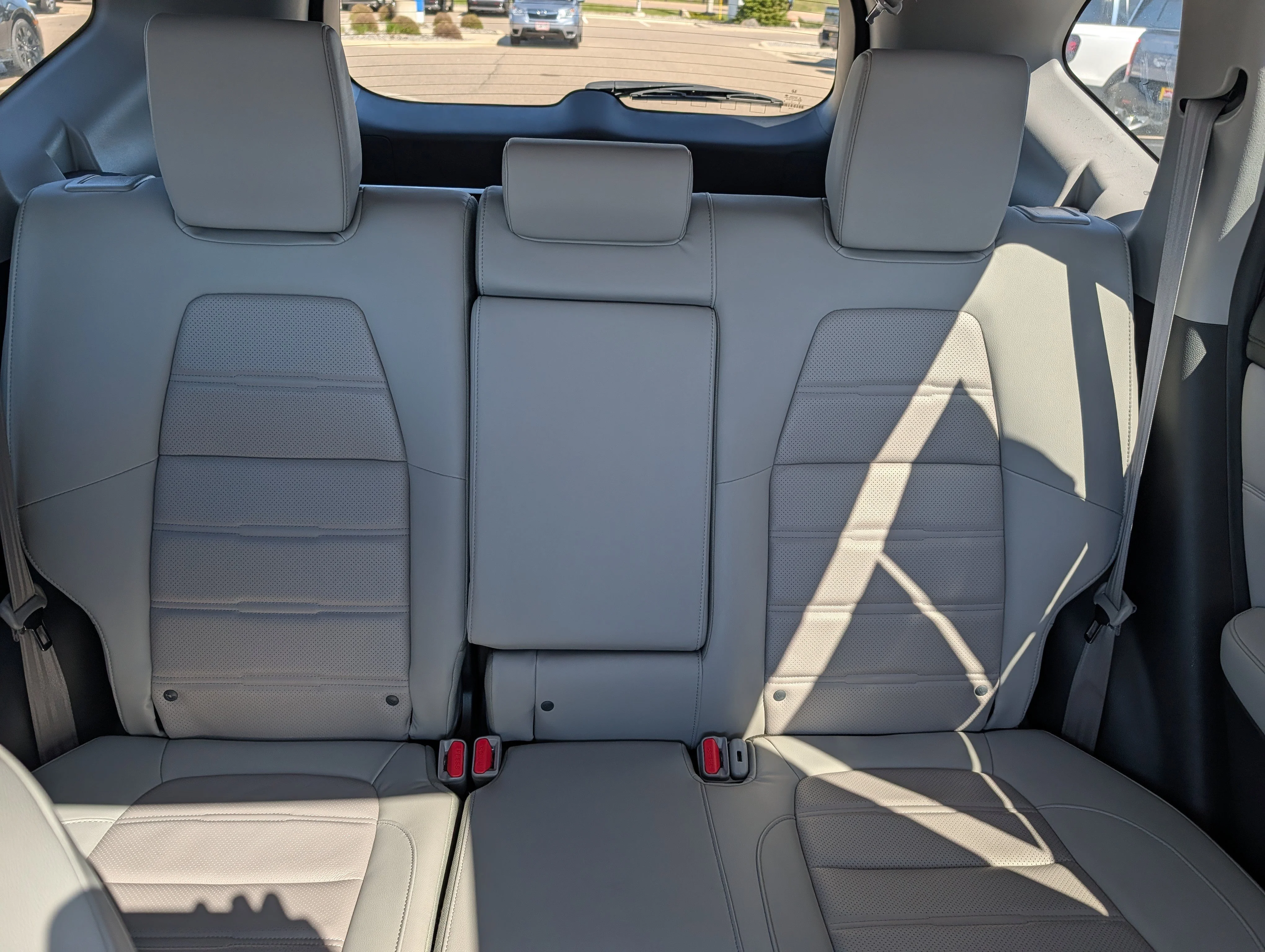 Used 2022 Obsidian Blue Pearl Honda EX-L image 13