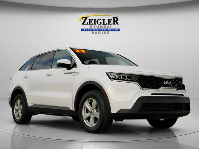 2023 Kia Sorento LX