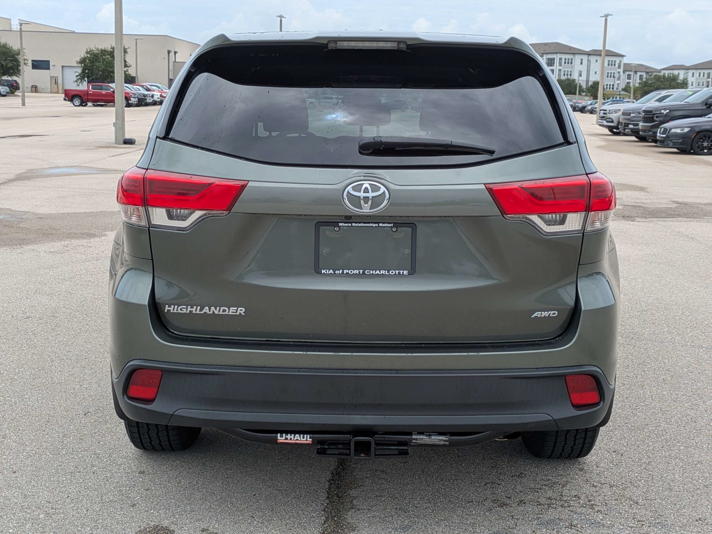 Used 2019 Alumina Jade Metallic Toyota LE image 6