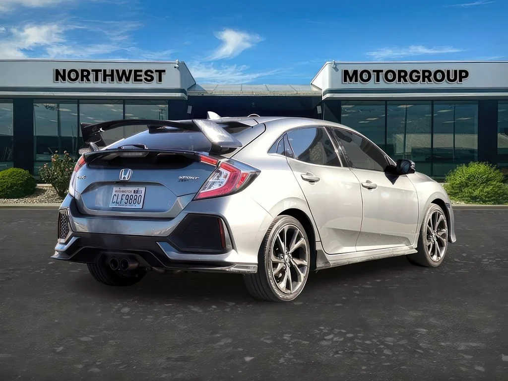 2019 Honda Civic Hatchback Sport Touring - Photo 7