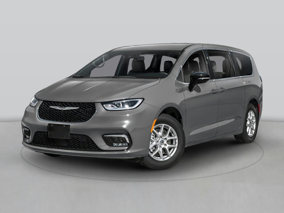 2026 Chrysler Pacifica Select's photo
