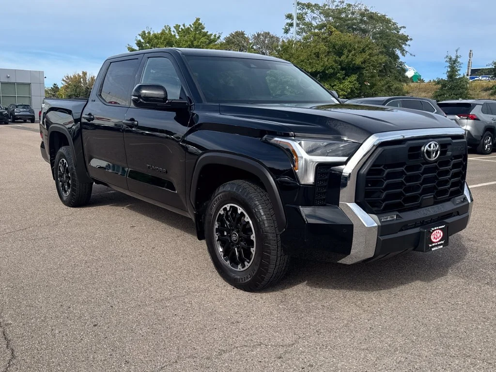 Used 2026 Black Toyota SR5 image 10