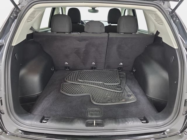 Used 2020 Diamond Black Crystal Pearlcoat Jeep Sport image 32