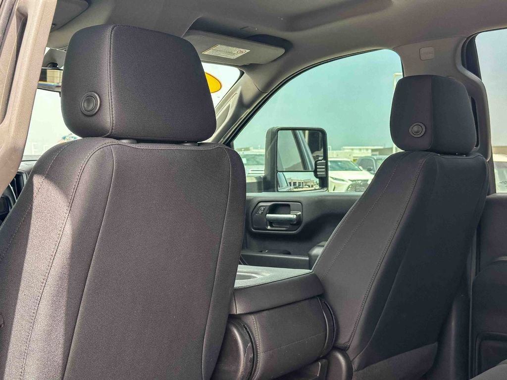 Used 2022 NORTHSKY BLUE METALLIC Chevrolet Custom image 17