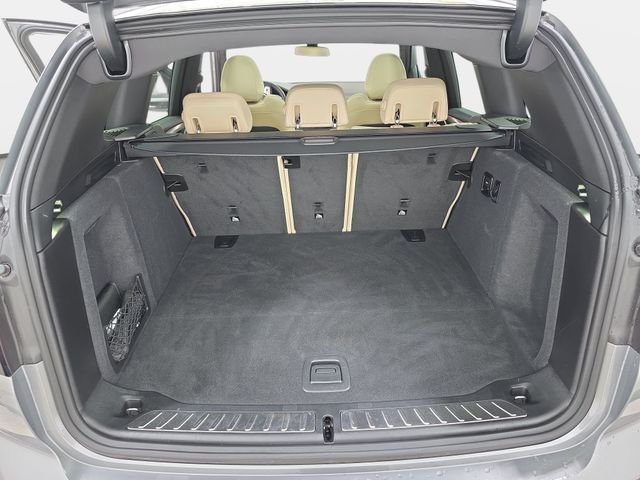 Certified Used 2024 Skyscraper Gray Metallic BMW xDrive30i image 32