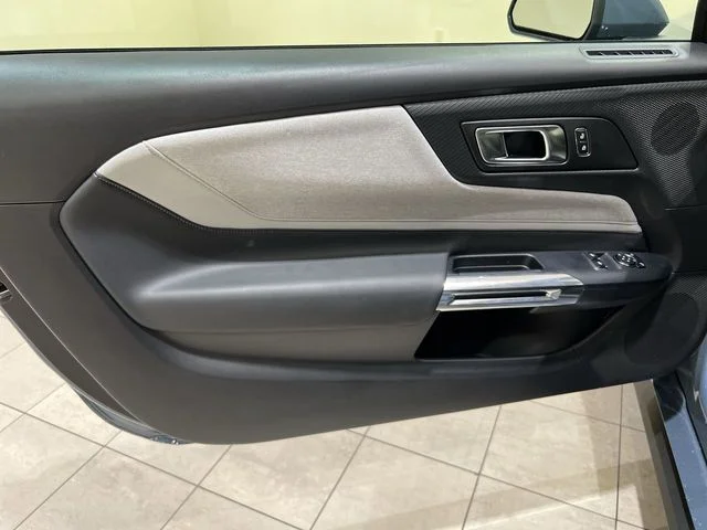 2025 Ford Mustang EcoBoost Fastback - Photo 19