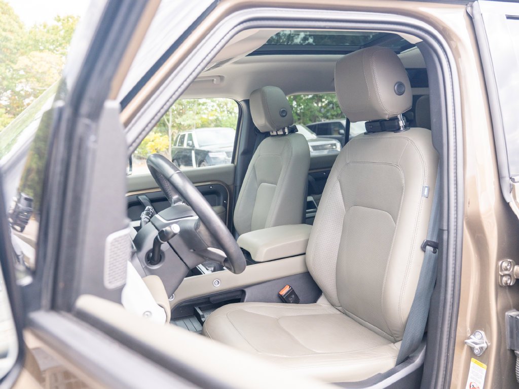 Used 2024 Beige Land Rover S image 20