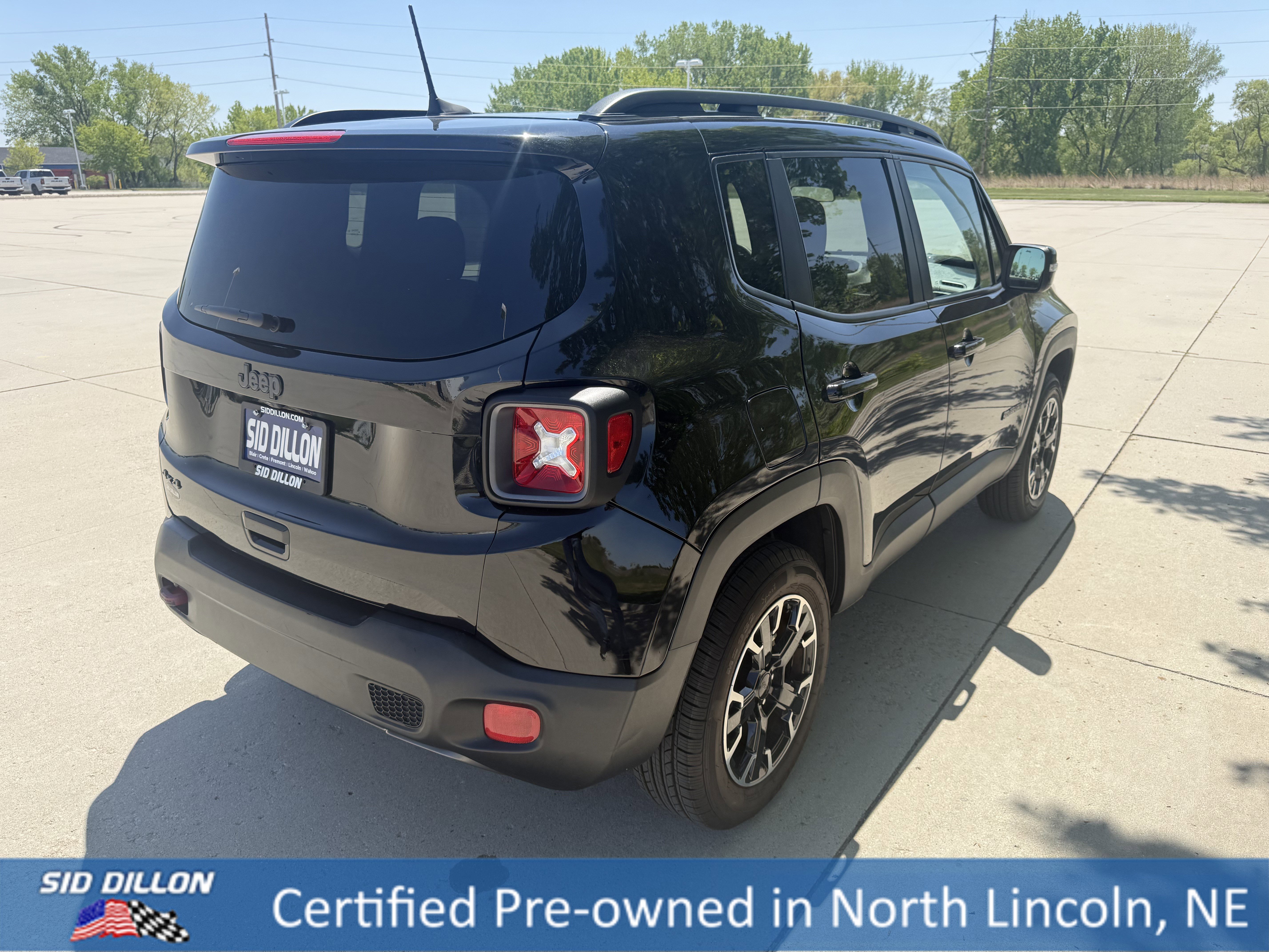 Used 2023 Black Clearcoat Jeep Upland image 8