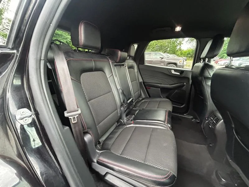 Used 2025 Black Ford ST-Line Sport Utility 4D image 29