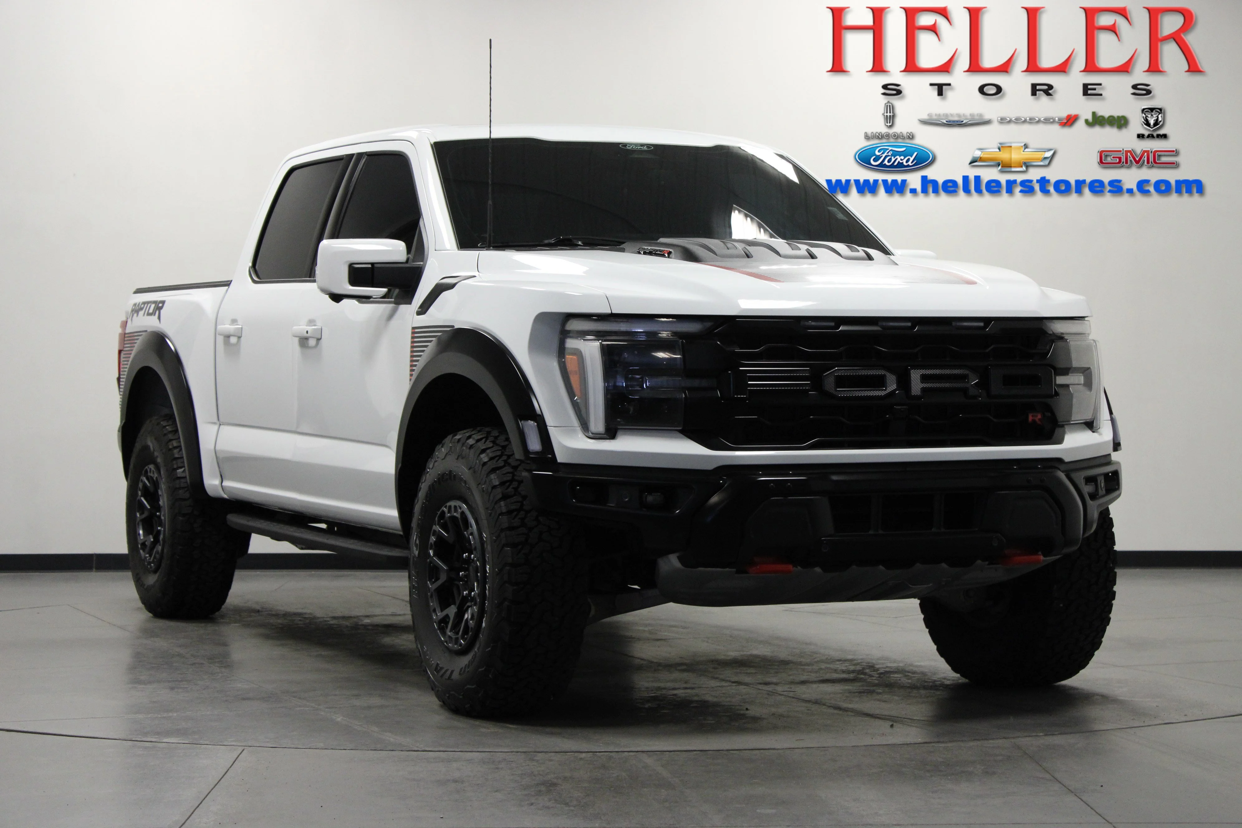 Used 2024 Oxford White Ford Raptor image 1