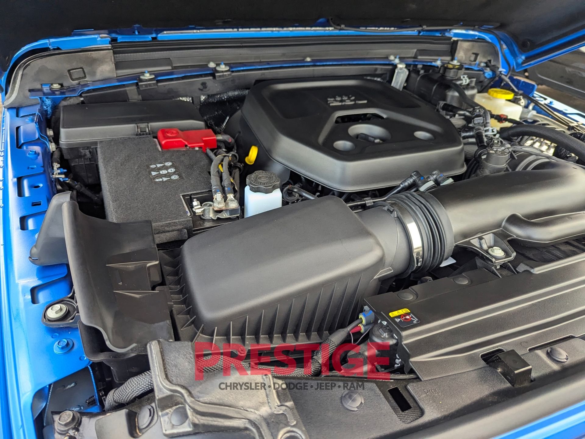 New 2026 Hydro Blue Pearl-Coat Exterior Paint Jeep Sahara image 29