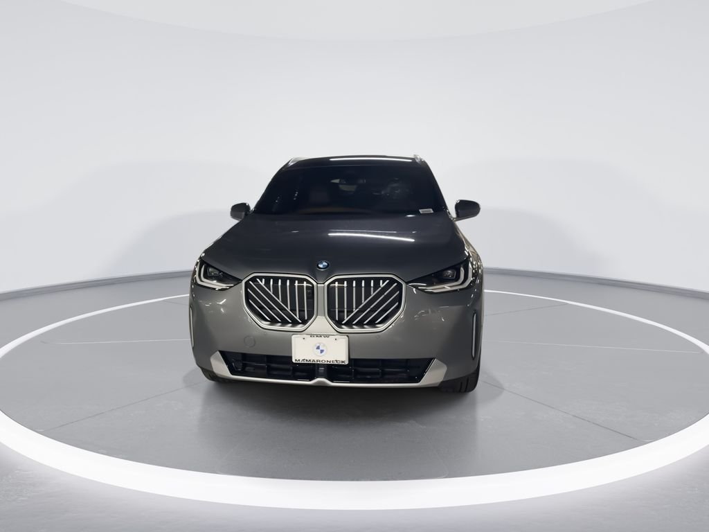 Used 2026 Gray Metallic BMW 30 xDrive image 3