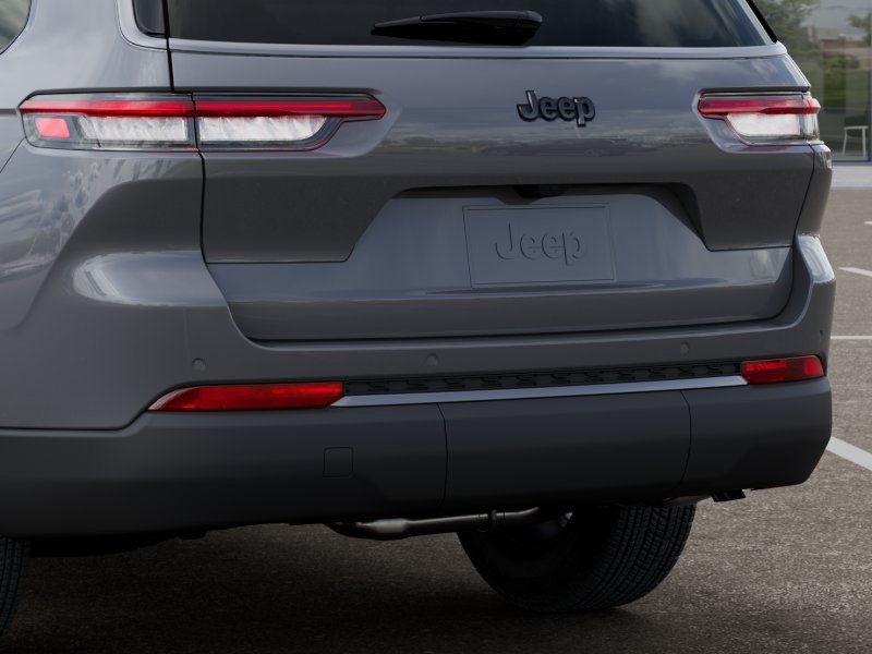 New 2027 Sting-Gray Clear-Coat Paint Jeep Laredo Altitude image 12