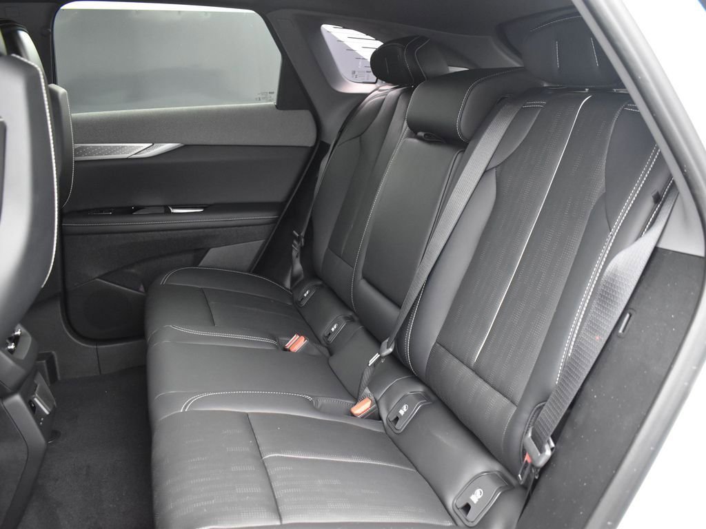 2026 CADILLAC OPTIQ - Image 29