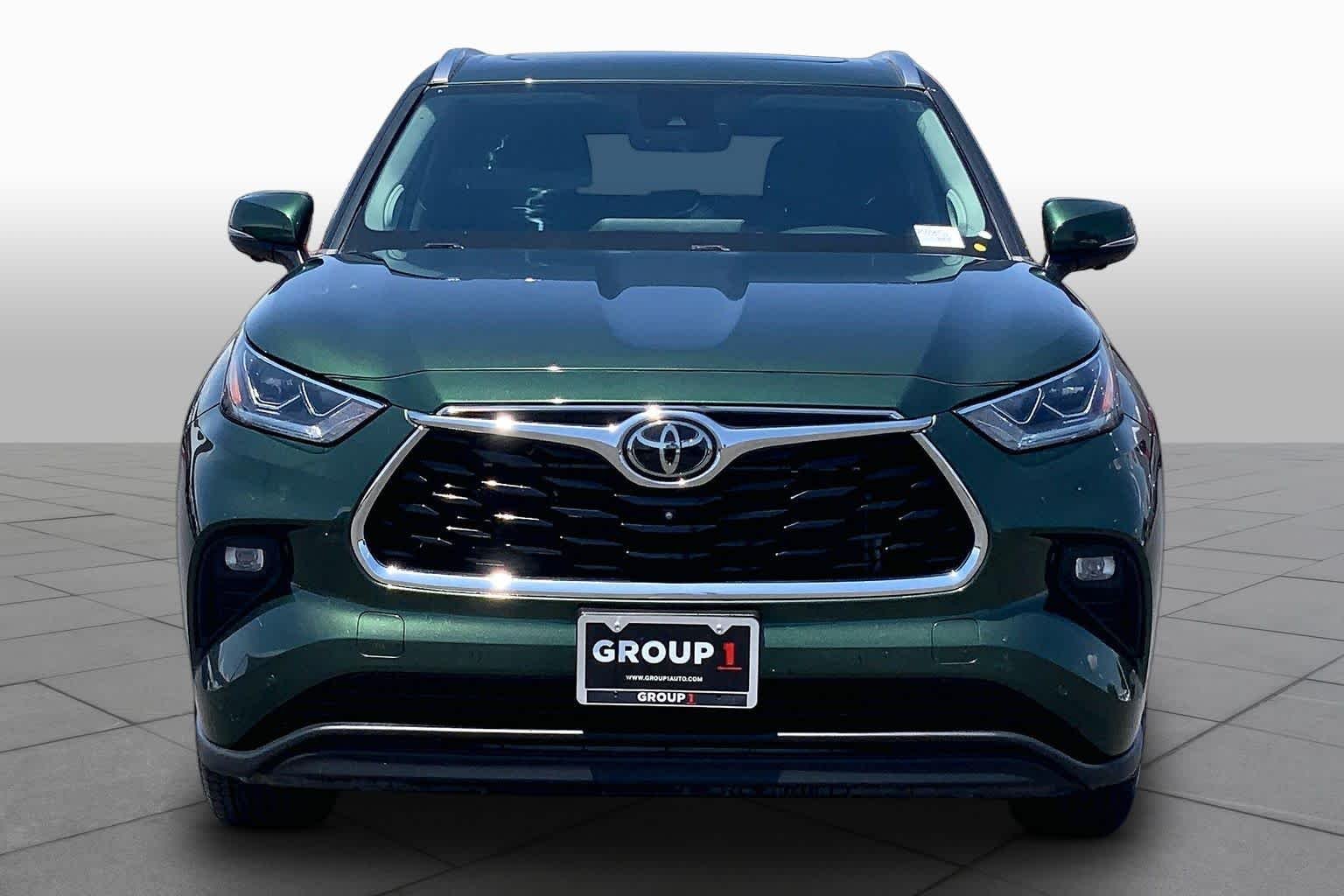 Used 2023 Cypress Toyota Limited image 4