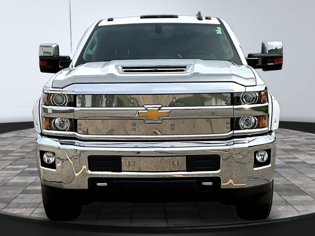 Used 2019 Chevrolet Silverado 2500HD LT with VIN 1GC1KSEY5KF122409 for sale in Rochester, Minnesota